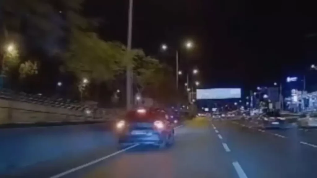 Kadıköy’de Kaçan Sürücü Kaza Yaptı