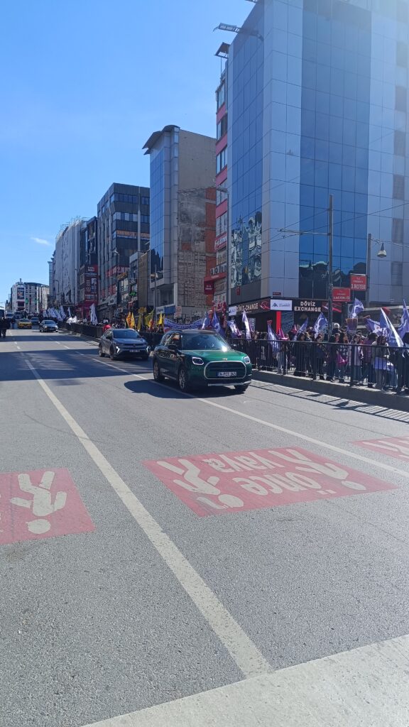Kadıköy’de 8 Mart Dünya Kadınlar Günü Kutlamasına STK ‘ lardan  Yüksek Katılım